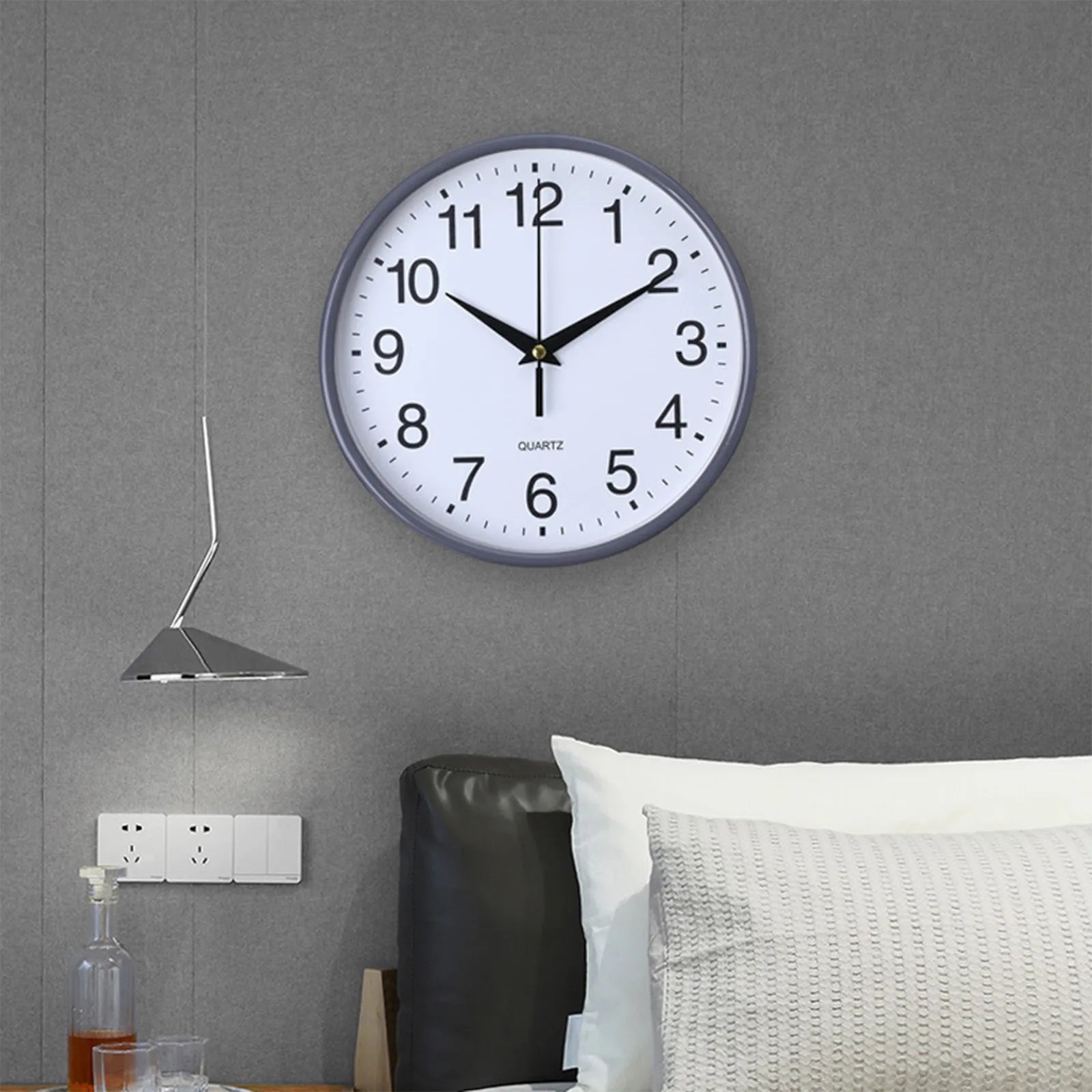 Round Clock Silent Wall Clock Large Number Round Wall Clock for Home Office Decoration Silent Non-ticking 8 Inch Hanging Clock
